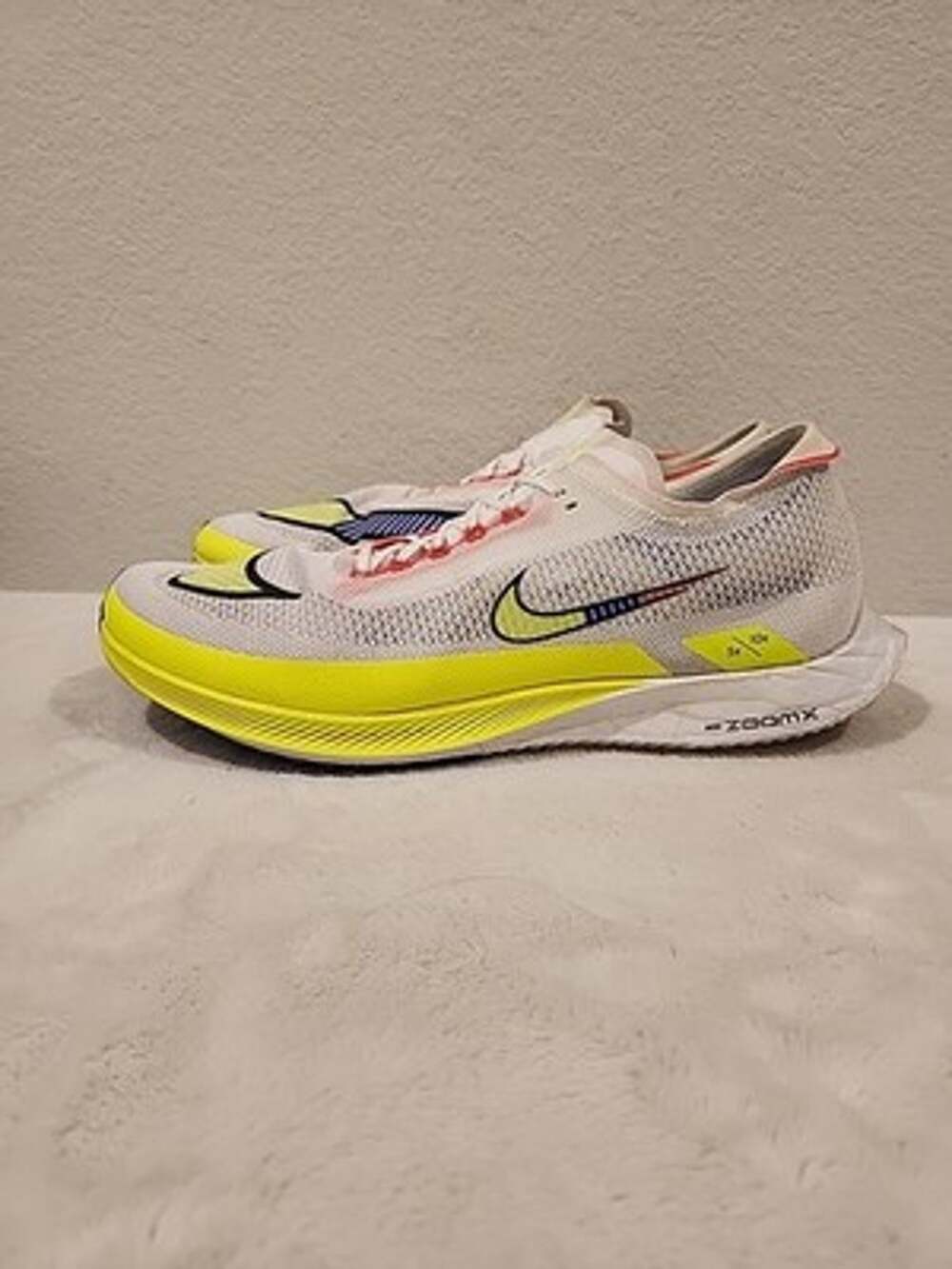 Nike ZoomX Streakfly Premium Road Racing Shoes Men's 15 White Yellow Blue